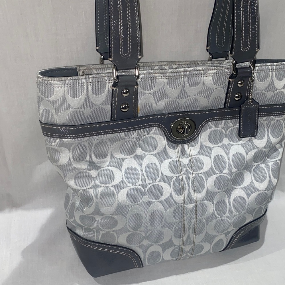 Coach F13973 Silver Gray Signature Jacquard Tote